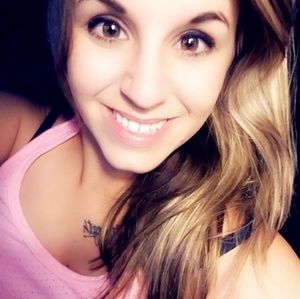 Meet your Posher, Bailey